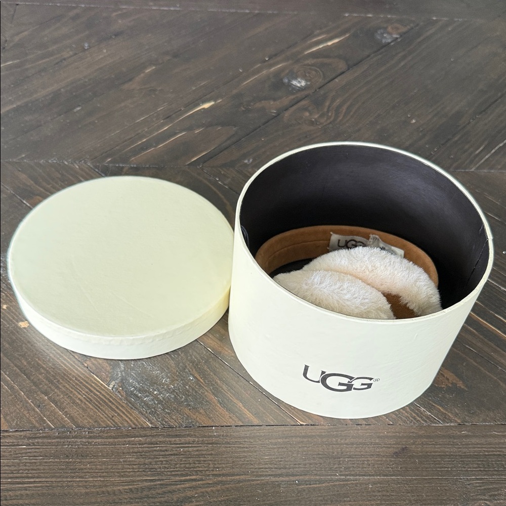 UGG Tan and Cream Earmuffs - Picture 4 of 4